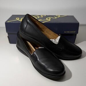 Natural Soul Black Genuine Leather Flats